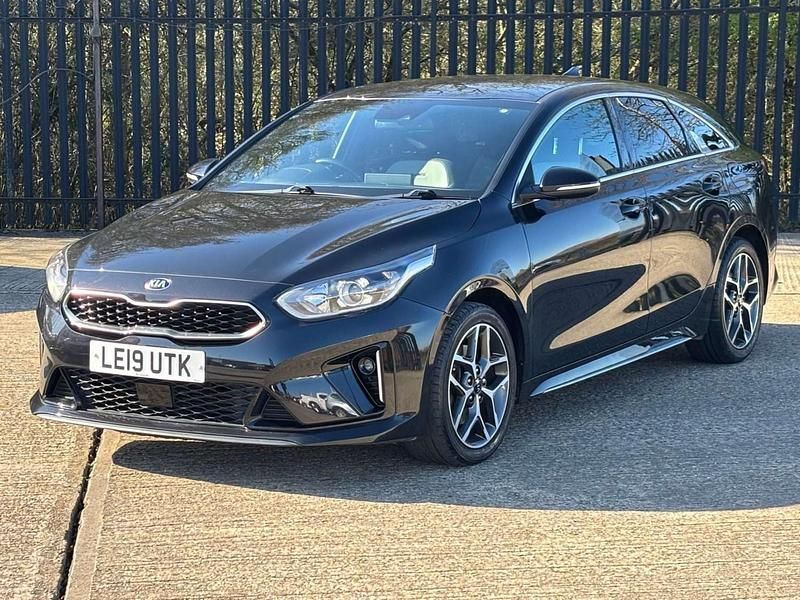 Used Kia ProCeed GT-Line 140 HP (102 kW) 2019 Black Estate