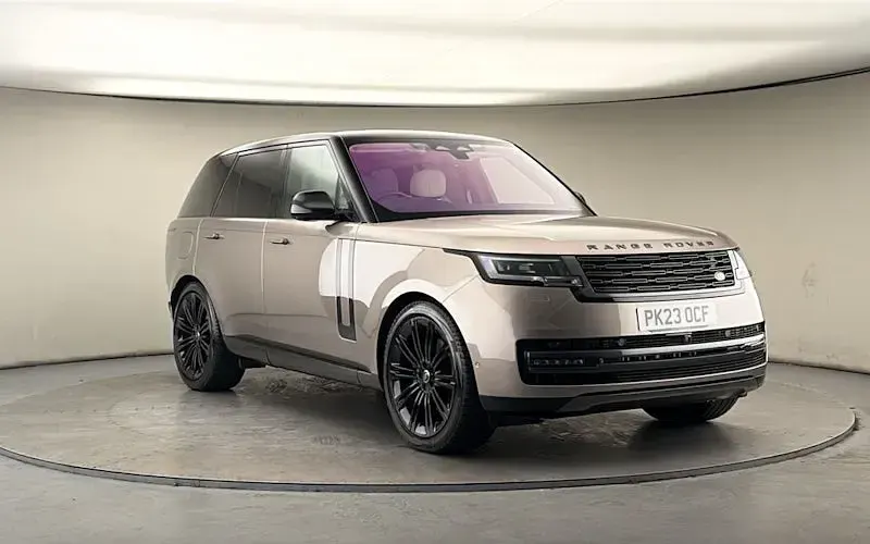 Begagnad Land Rover Range Rover First Edition 351 HK (258 kW) 2023 SUV