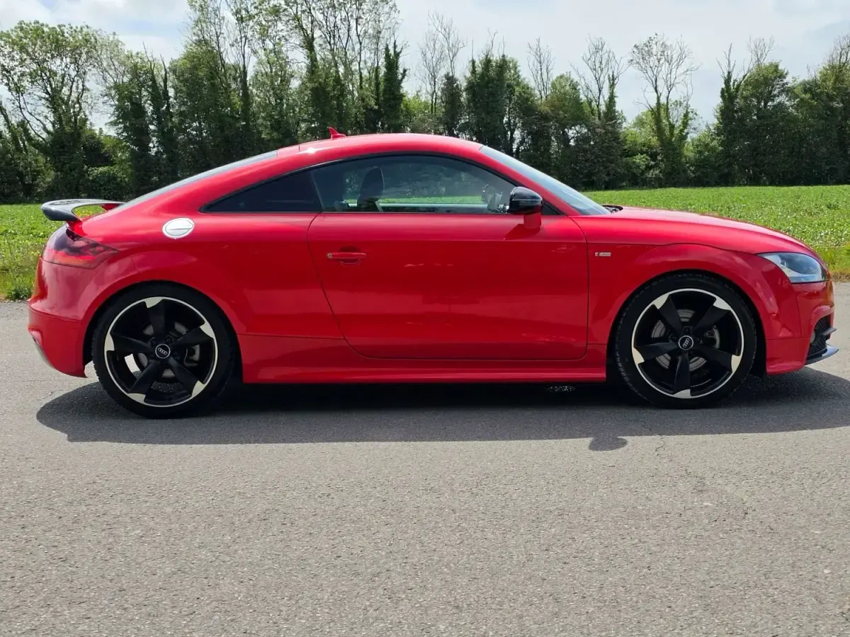 Used Audi TT Competition 160 HP (117 kW) 2014 Red Coupe