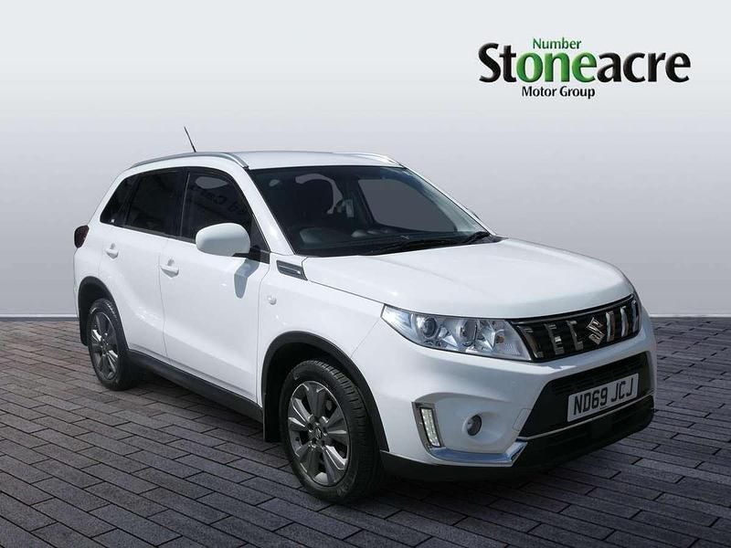 White Used 2019 Suzuki Vitara SZ-T SUV | £11,995 (Super price) - Image 1/4