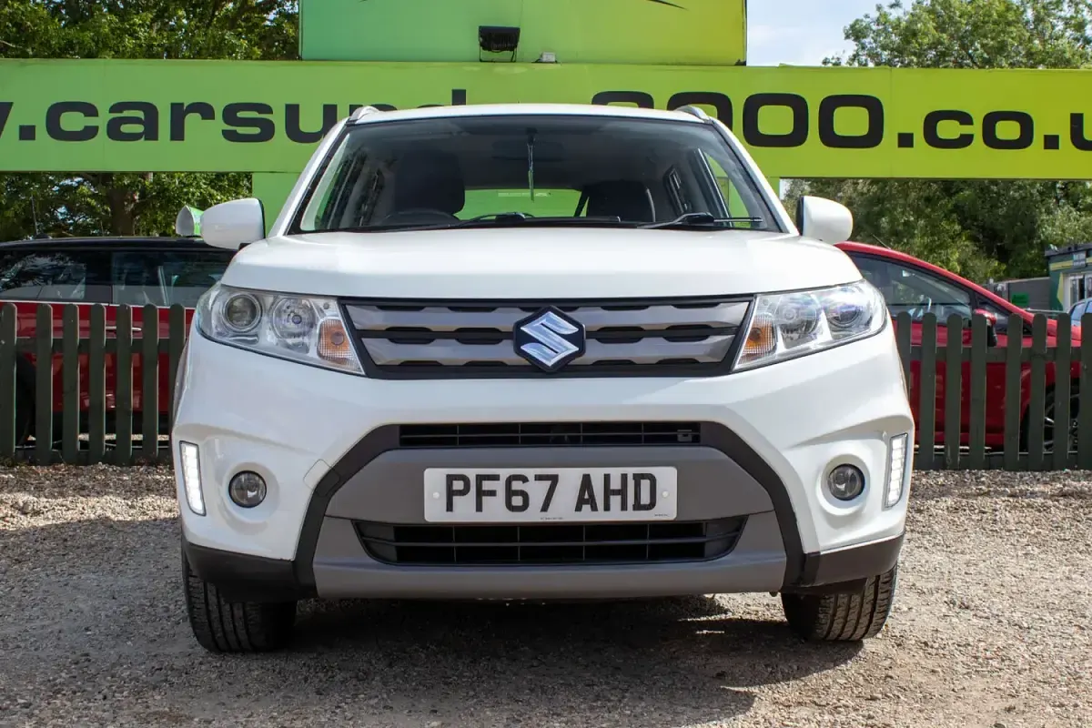Used Suzuki Vitara SZ4 120 HP (88 kW) 2017 White SUV