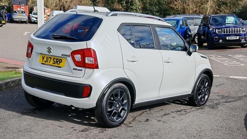 Used Suzuki Ignis SZ5 90 HP (66 kW) 2017 White SUV