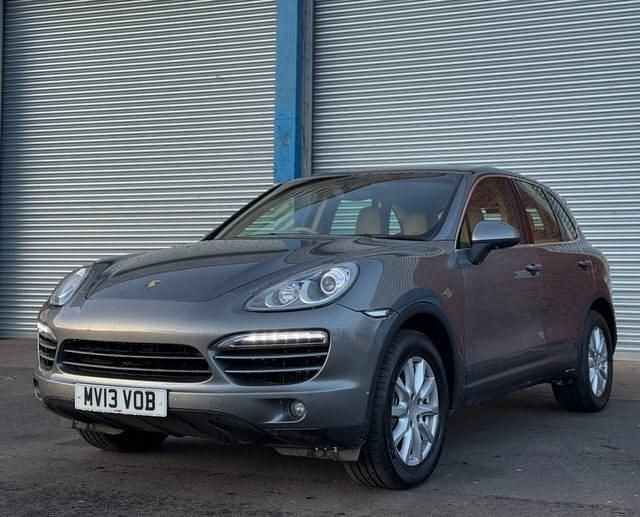 Used Porsche Cayenne 245 HP (180 kW) 2013 Grey SUV