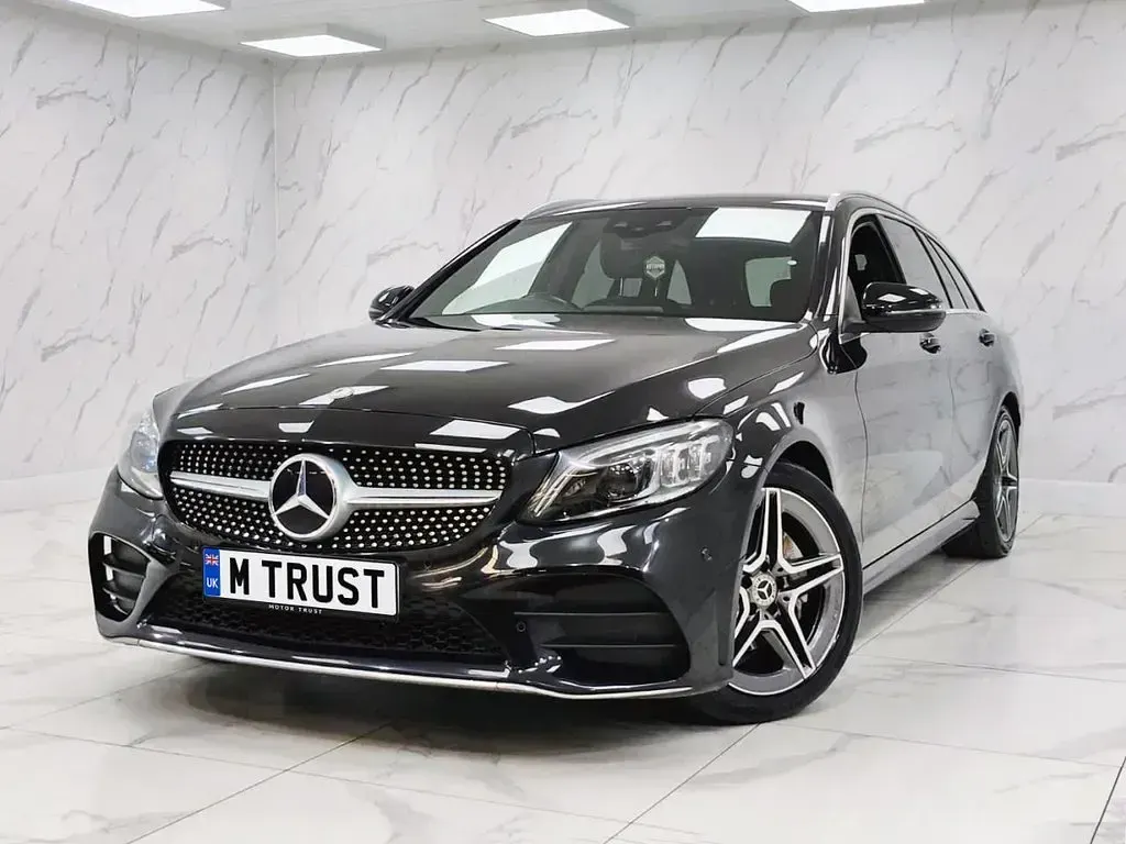 Used Mercedes C200 AMG Line Premium 198 HP (145 kW) 2019 Black Estate