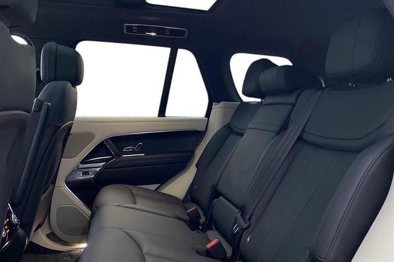 Second-hand Land Rover Range Rover SE 300 CP (220 kW) 2023 Gri SUV