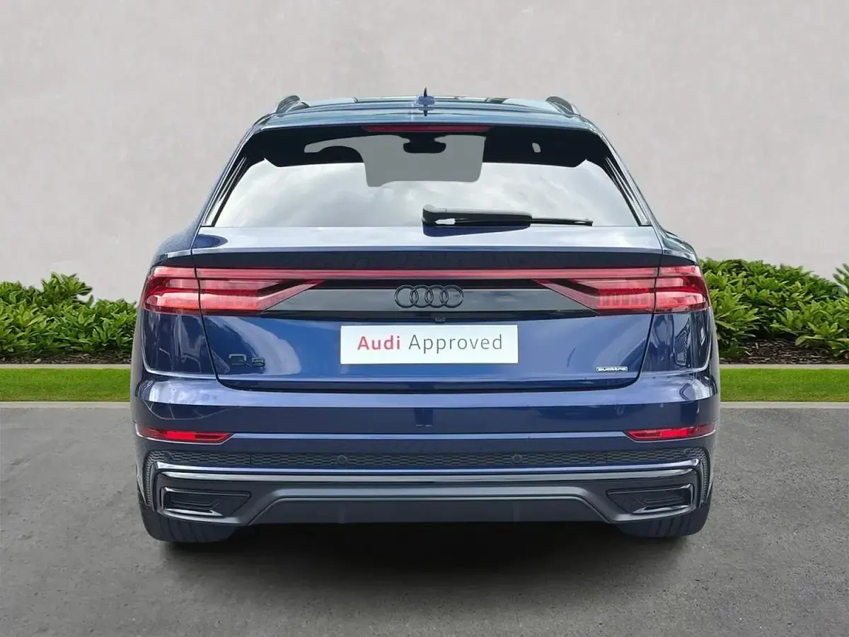 Used Audi Q8 Black Edition 286 HP (210 kW) 2023 Blue SUV