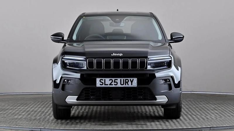 Used Jeep Avenger Summit 100 HP (73 kW) 2025 Black SUV