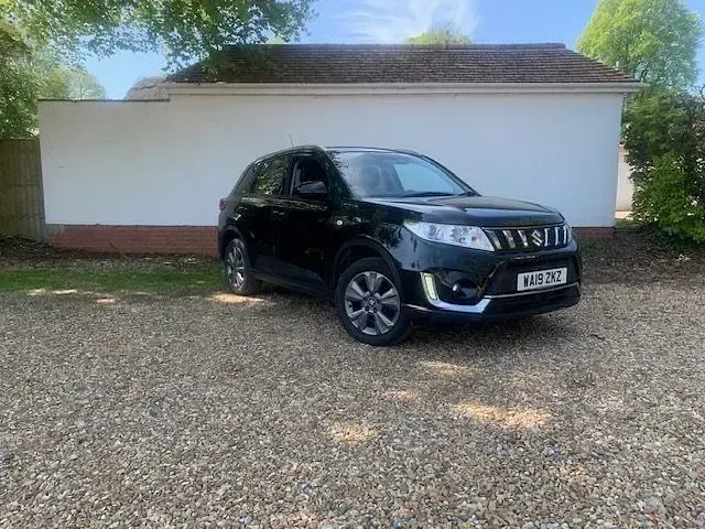 Second-hand Suzuki Vitara SZ-T 112 CP (82 kW) 2019 Negru SUV