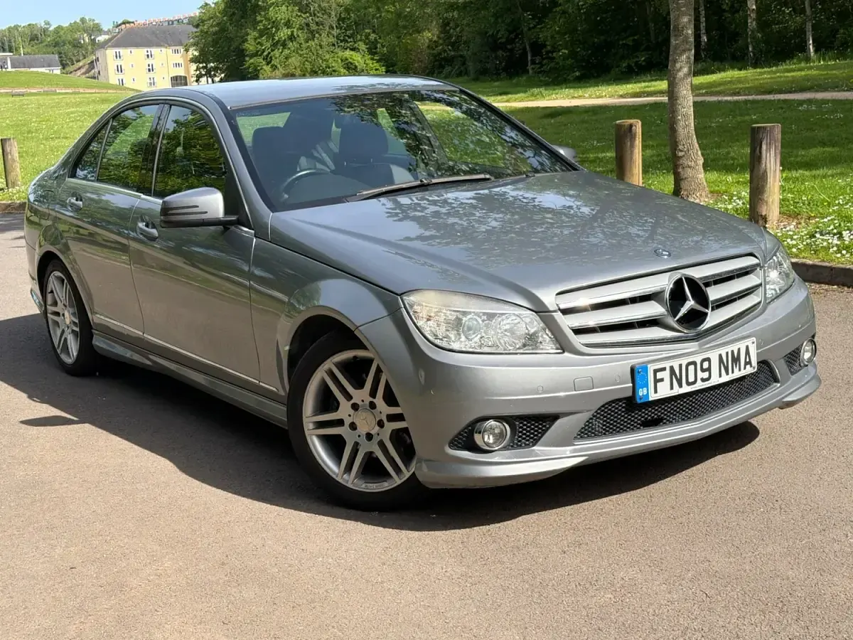 Used Mercedes C220 2009 Silver Sedan