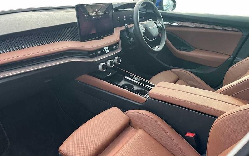 Used Skoda Superb LAURIN & KLEMENT 193 HP (141 kW) 2025 Energy blue Hatchback