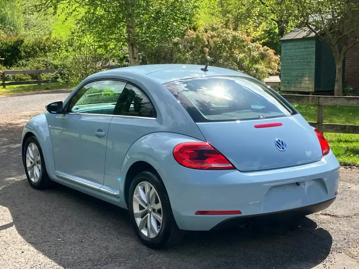 Usado VW Beetle Edition 105 HP (77 kW) 2013 Azul Citadino