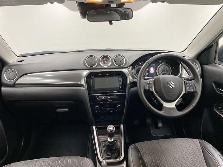 Used Suzuki Vitara SZ5 140 HP (102 kW) 2020 Grey SUV