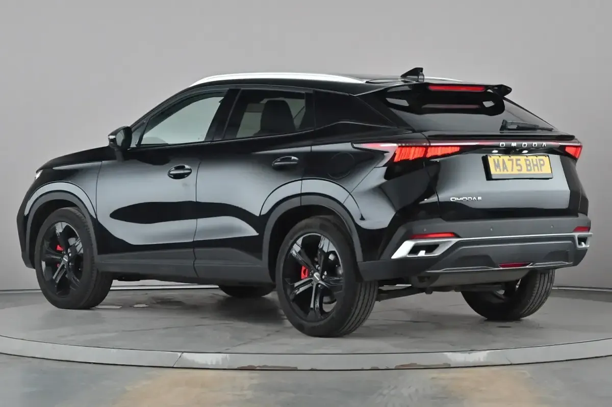 Used Omoda 5 147 HP (108 kW) 2025 Black SUV
