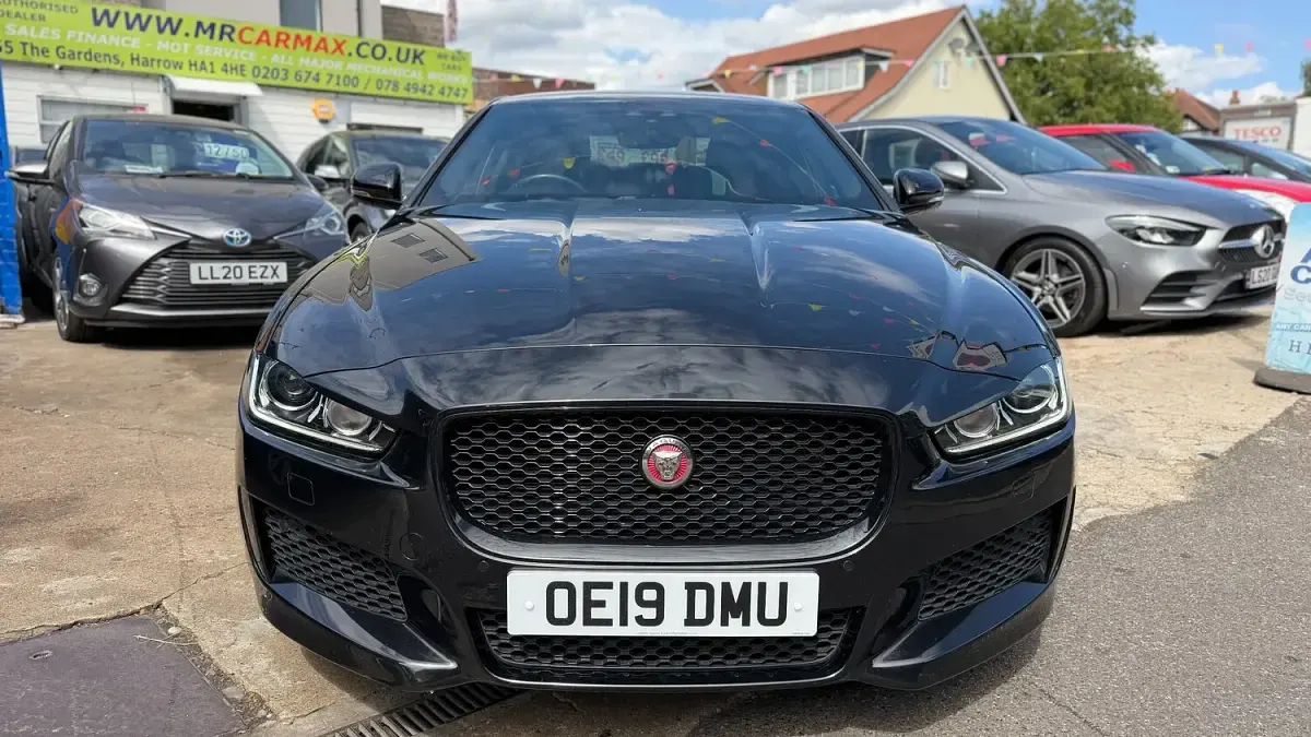 Used Jaguar XE 2019 Black Sedan