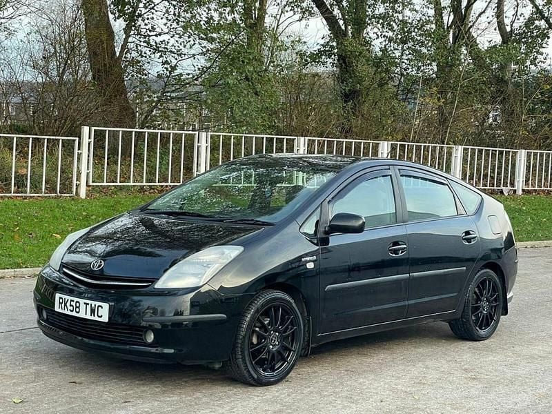 Used Toyota Prius 76 HP (55 kW) 2008 Black Hatchback