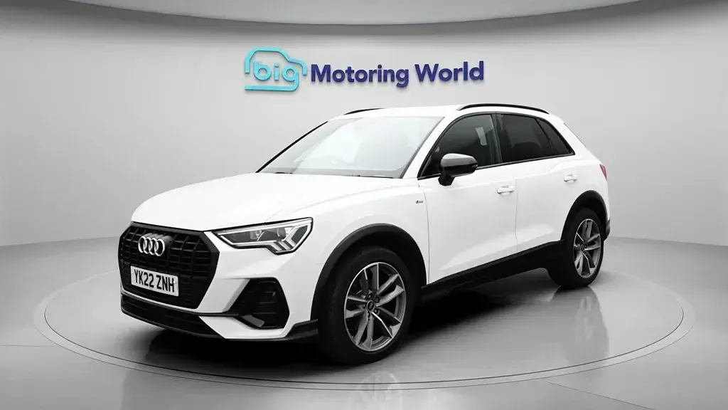Second-hand Audi Q3 Black Edition 150 CP (110 kW) 2022 Alb SUV