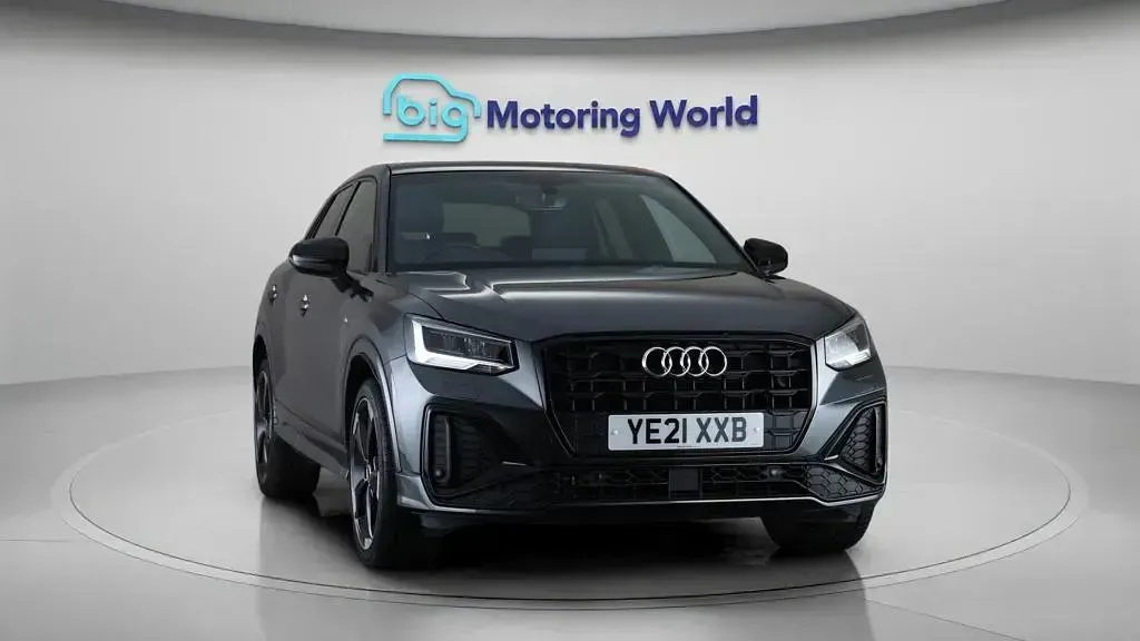 Used Audi Q2 Black Edition 150 HP (110 kW) 2021 Grey SUV