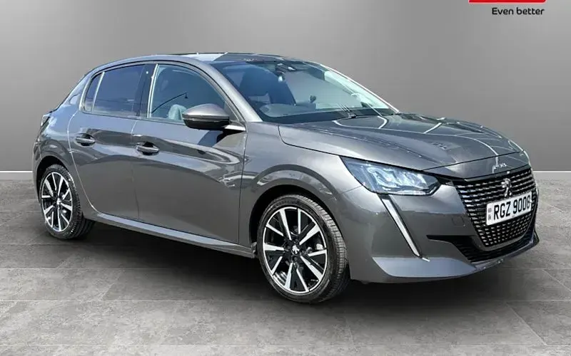 Used Peugeot 208 Allure 102 HP (75 kW) 2020 Hatchback