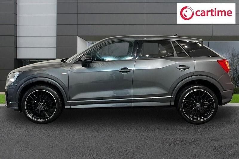 Used Audi Q2 Black Edition 150 HP (110 kW) 2024 Grey SUV