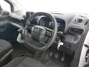 Used Vauxhall Combo 100 HP (73 kW) 2024 White MPV