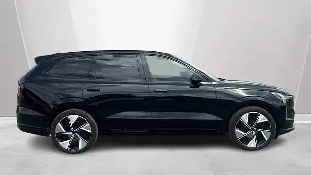 Used Volvo EX90 Ultra 300 kW (408 HP) 2025 Black SUV