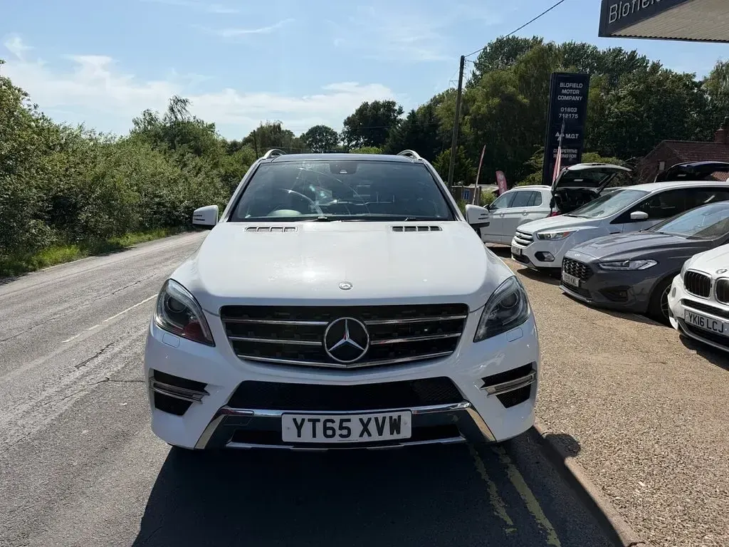 Used Mercedes ML350 AMG line 258 HP (189 kW) 2015 White SUV