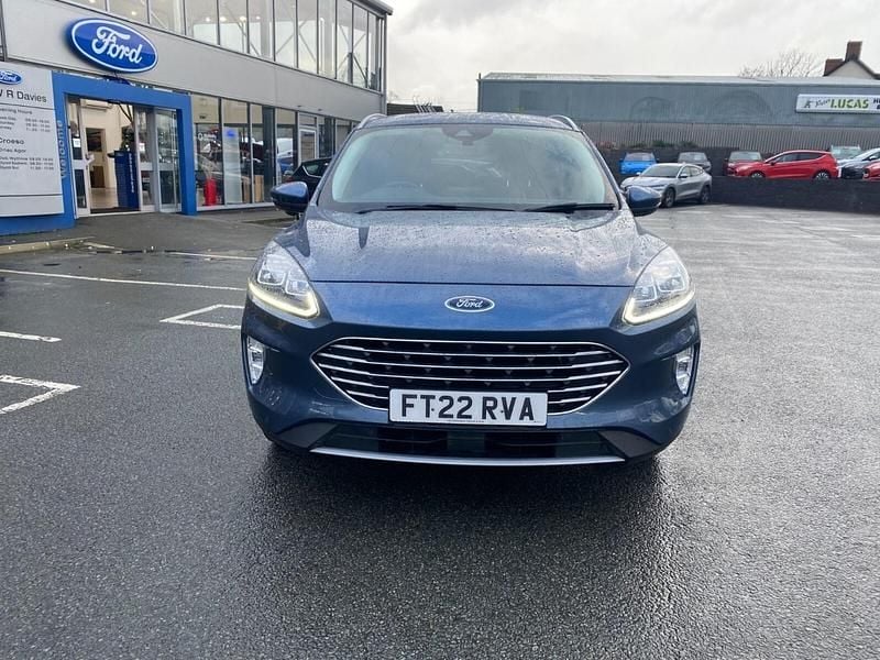 Used Ford Kuga Titanium 190 HP (139 kW) 2022 Chrome blue SUV