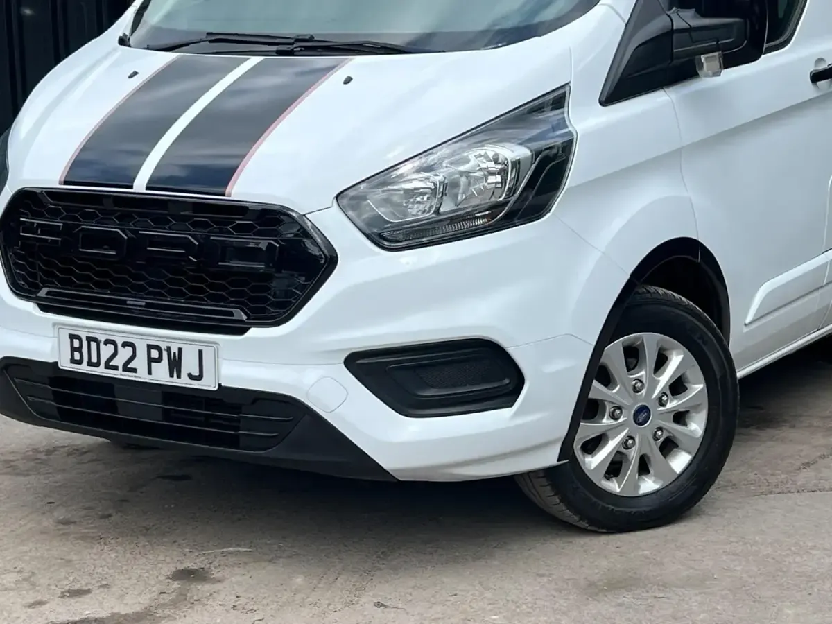 Używany Ford Transit Custom S 105 KM (77 kW) 2022 Biały Van