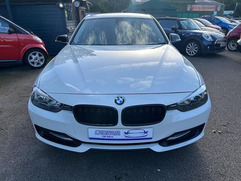 Used BMW 320 Sport Line 184 HP (135 kW) 2013 White Sedan