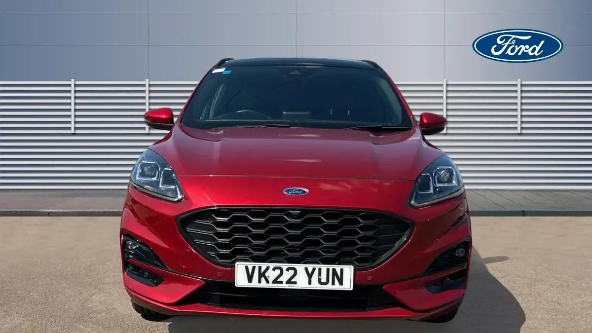 Used Ford Kuga ST-Line X 225 HP (165 kW) 2022 Red SUV