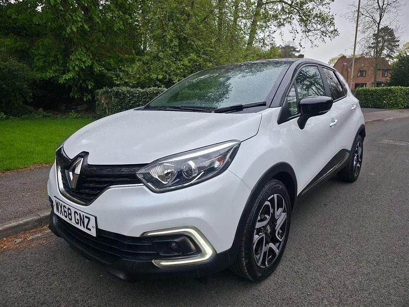 Used Renault Captur Iconic 2018 White SUV