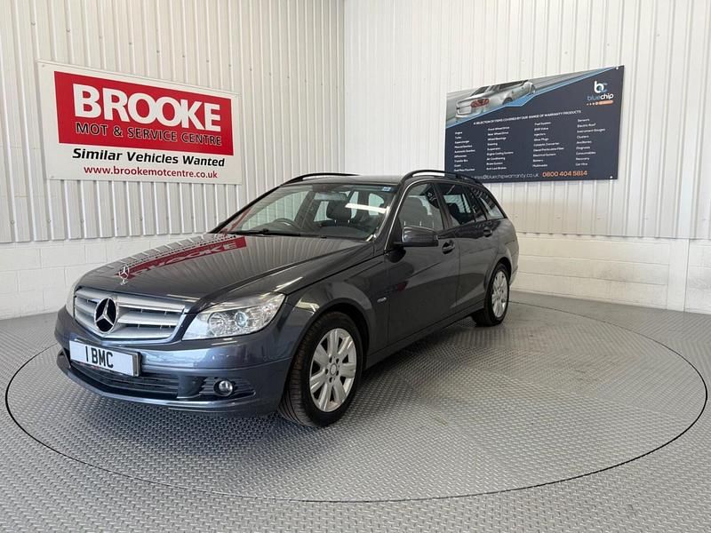 Used Mercedes C200 Executive 136 HP (100 kW) 2010 Grey Estate
