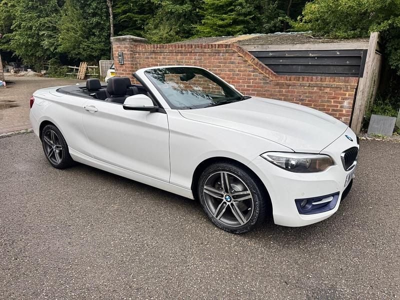 White Used 2015 BMW 220 Sport Line Cabriolet | £8,750 (Fair price) - Image 1/4