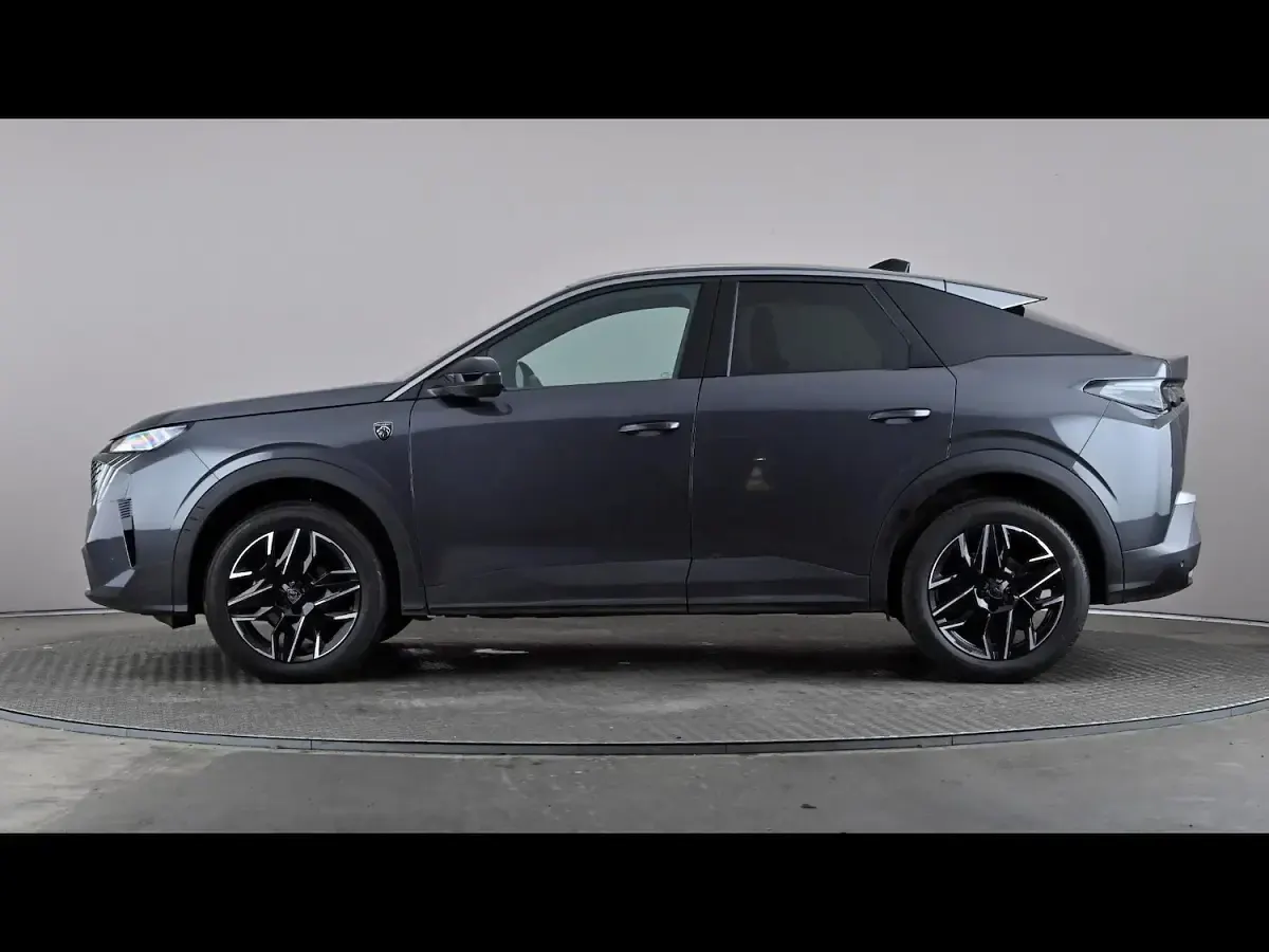 Used Peugeot 3008 GTi 136 HP (100 kW) 2025 Grey SUV