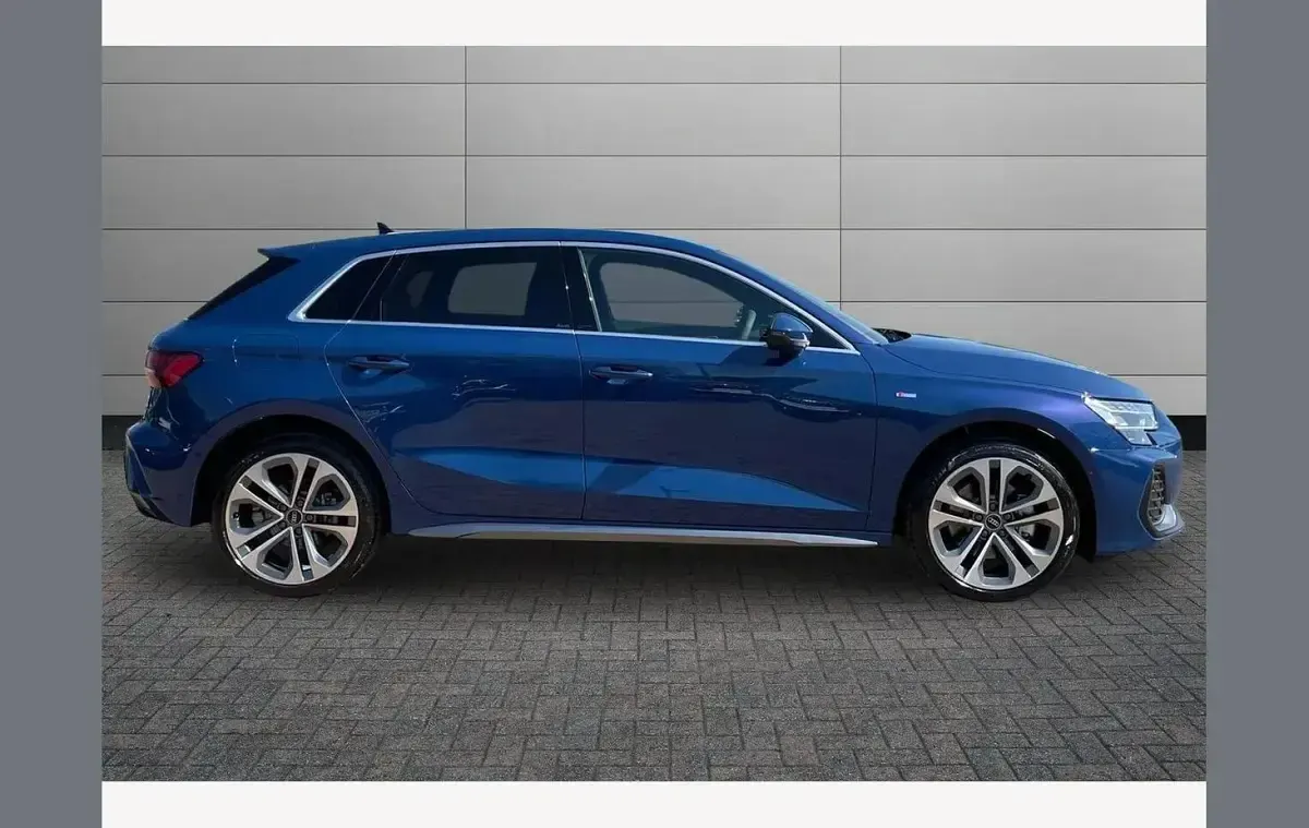 New Audi A3 e-tron S-Line 204 HP (150 kW) 2026 Blue Hatchback