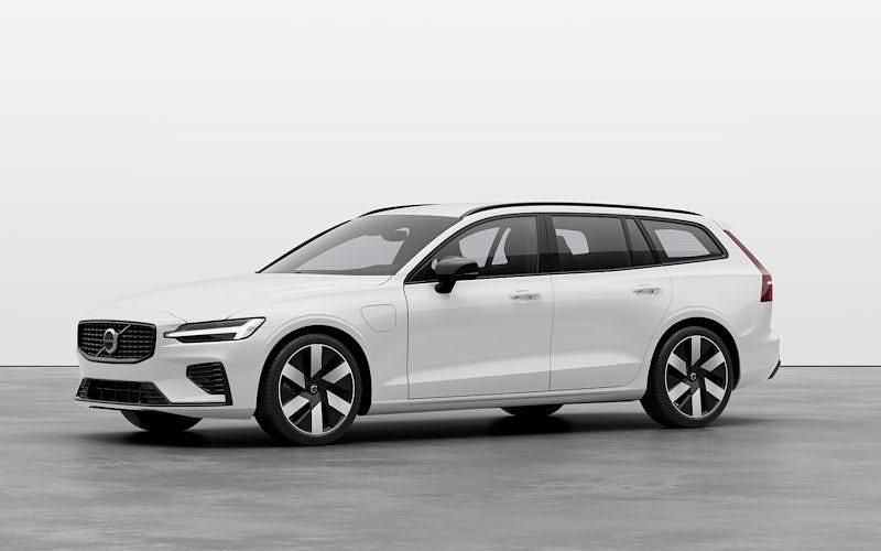 New Volvo V60 Plus 334 HP (245 kW) 2026 Estate