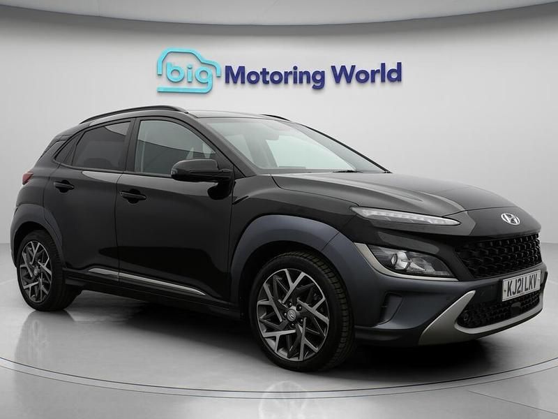Black Used 2021 Hyundai Kona Premium SUV | £14,400 (Fair price) - Image 1/4