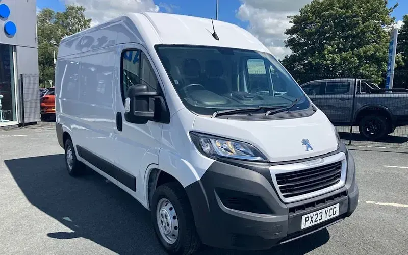 Used Peugeot Boxer 140 HP (102 kW) 2022 Van