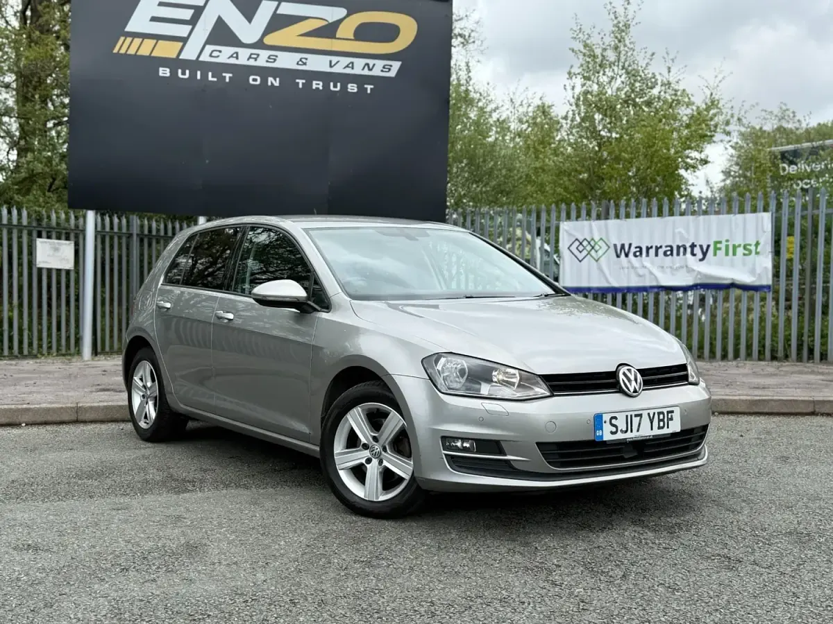 Usado VW Golf VII Edition 150 HP (110 kW) 2017 Prateado Citadino