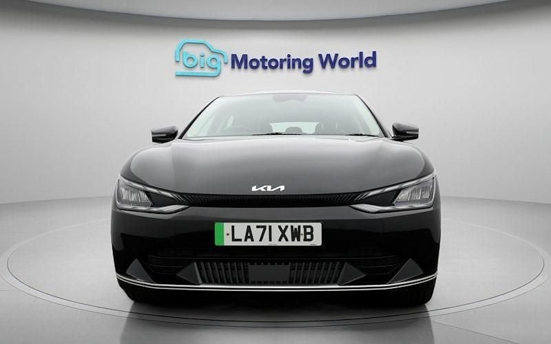 Begagnad Kia EV6 Air 167 kW (228 HK) 2022 Svart SUV
