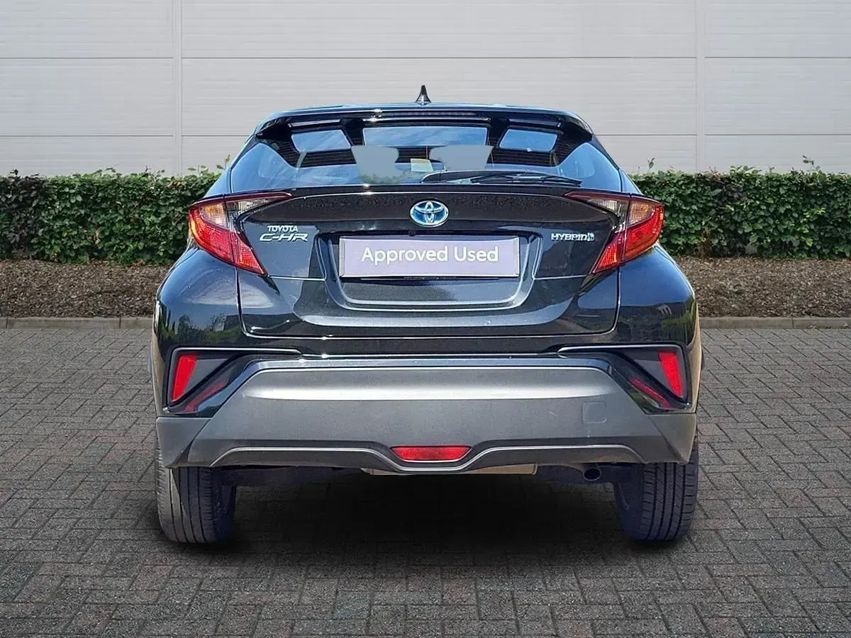 Używany Toyota C-HR 2023 Czarny SUV