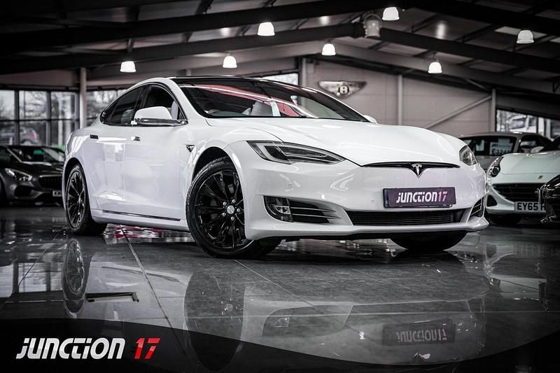 Used Tesla Model S 350 kW (476 HP) 2017 White Hatchback