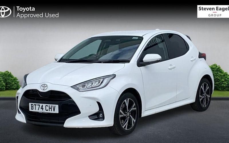 Used Toyota Yaris Hybrid Design 116 HP (85 kW) 2025 Hatchback
