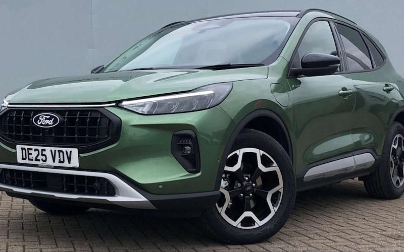 Green Used 2025 Ford Kuga Active SUV | £28,995 - Image 1/4