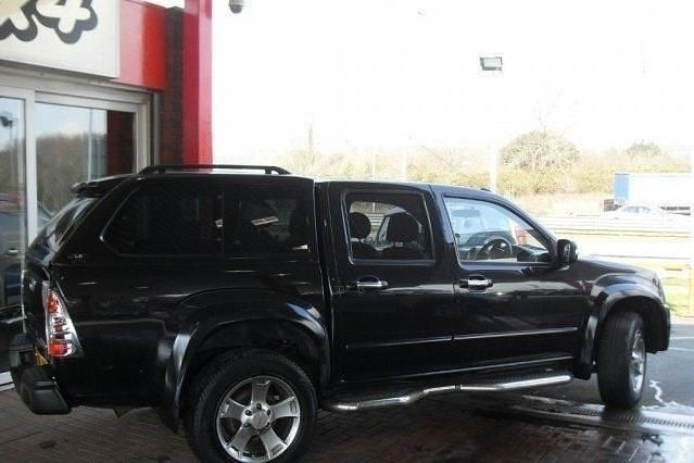 Used 2008 Isuzu Rodeo SUV | £10,499 - Image 1/4