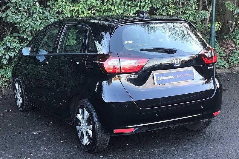 Used Honda Jazz Hybrid 109 HP (80 kW) 2022 Crystal black Hatchback