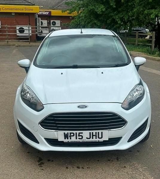 Used Ford Fiesta 2015 White Van