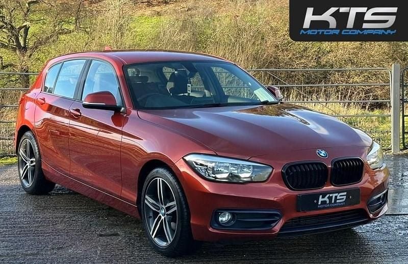 Used BMW 118 Sport Line 136 HP (100 kW) 2018 Orange Hatchback