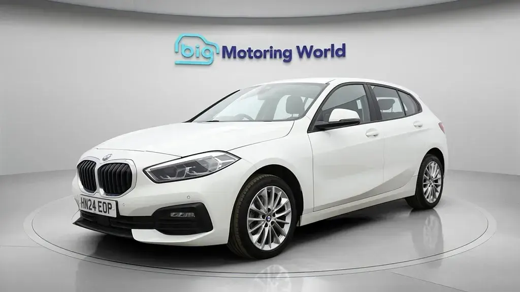 Usado BMW 116 116 CV (85 kW) 2024 Blanco Utilitario