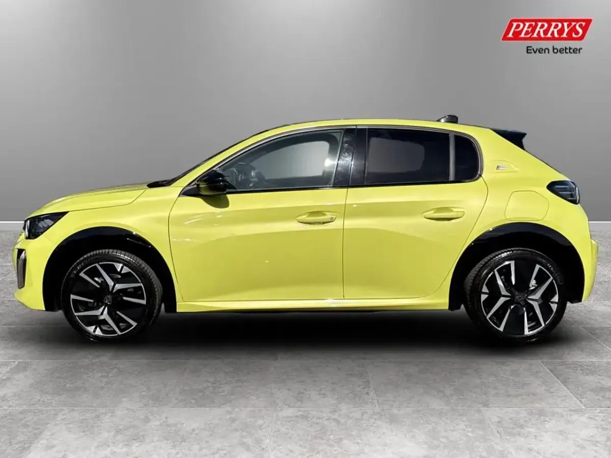 Used Peugeot e-208 GT 114 kW (156 HP) 2025 Yellow Hatchback
